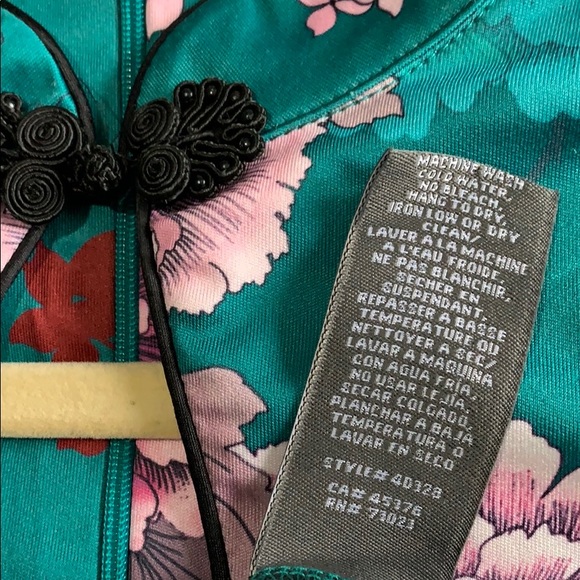 Kimono Style Dress - Picture 7 of 7